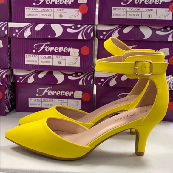 Neon Yellow Nubuck Ankle Strap Heel.  New - Picture 5 of 6